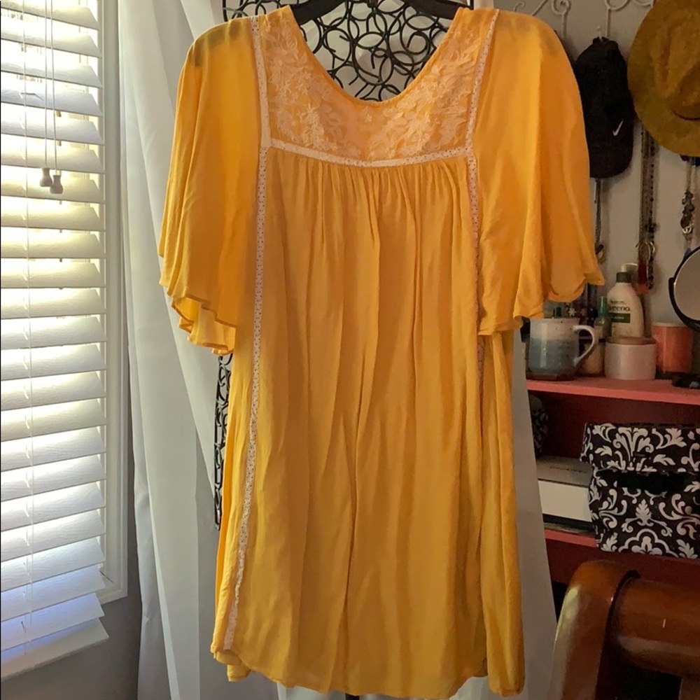 Yellow shift dress with lace detail